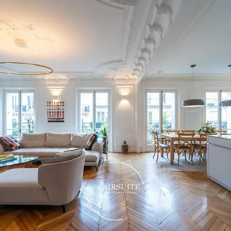 Luxury Pantheon 4br By Airsuite *